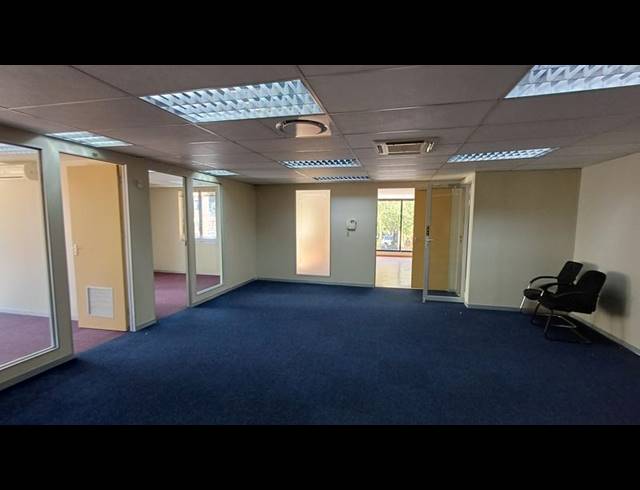 BUSINESS PROPERTY TO RENT IN DIE HOEWES